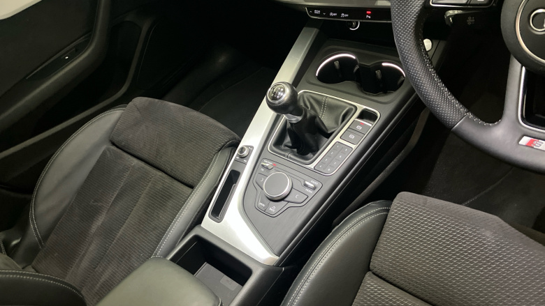 Audi A4 35 TFSI S Line 5dr Petrol Estate